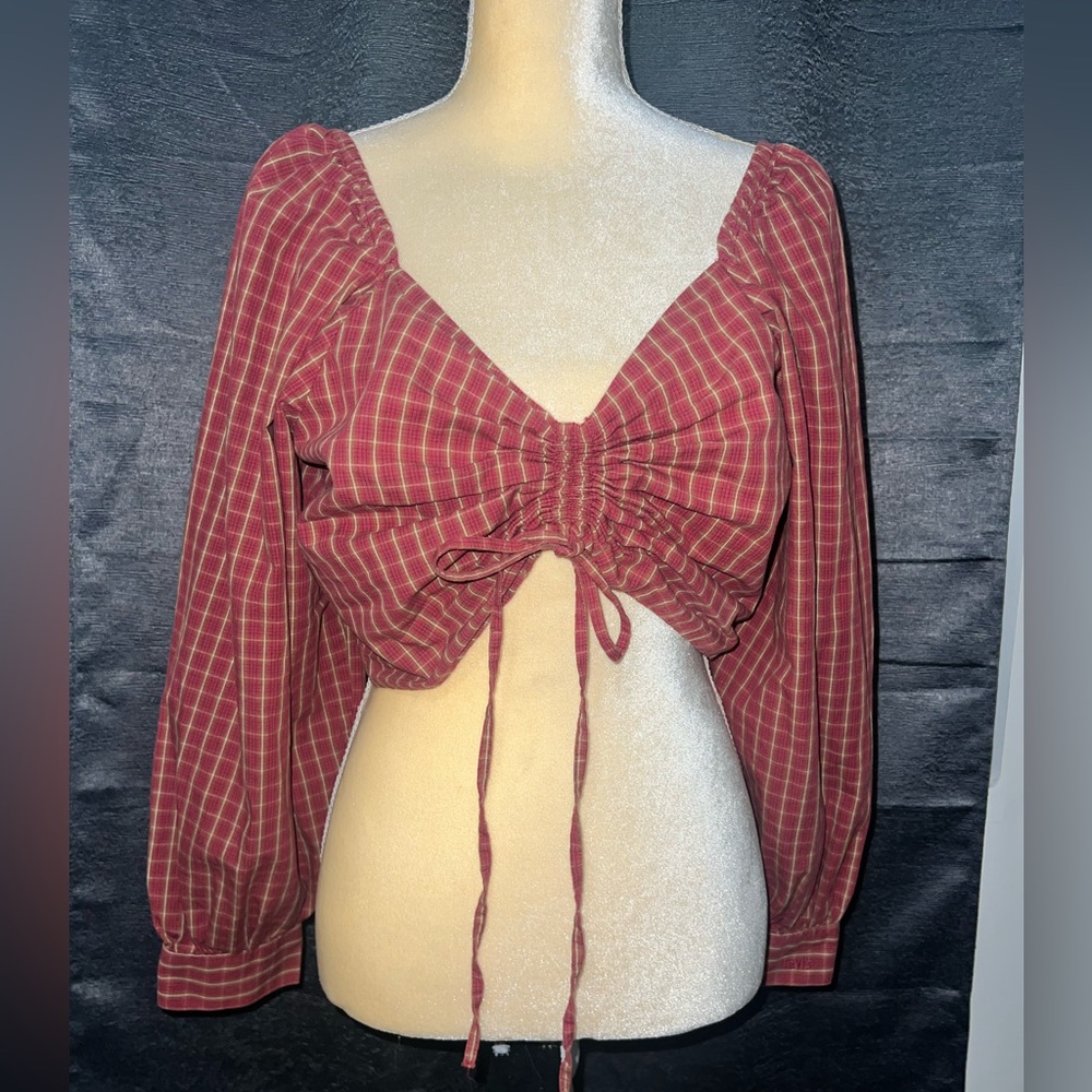 Levi’s crop top